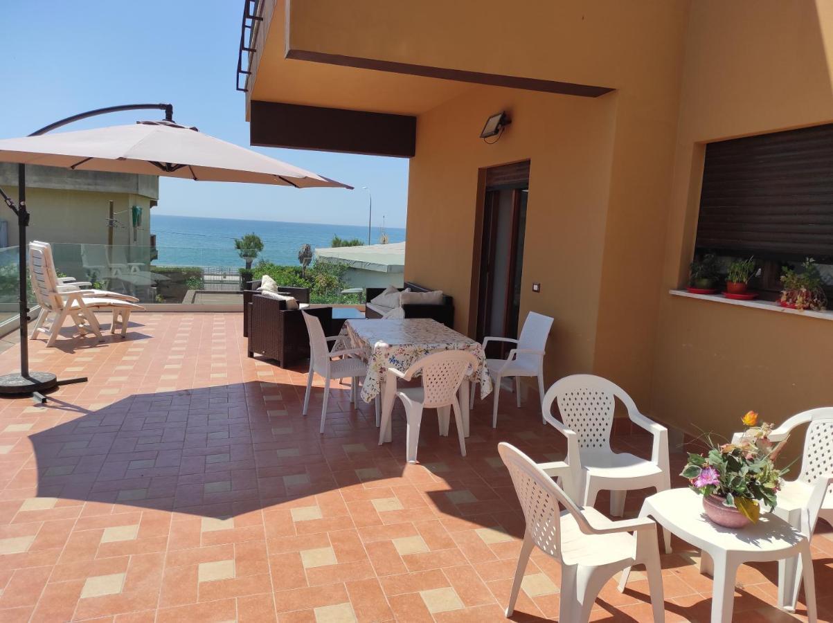 Stella Di Mare Villa Terracina Exterior photo